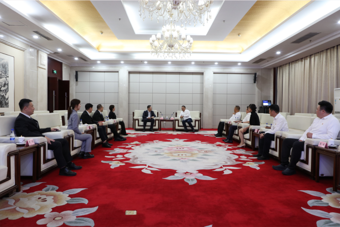 鞍勤、溫泉、公服集團與招商銀行簽訂戰(zhàn)略合作協(xié)議！銀企合作譜新篇